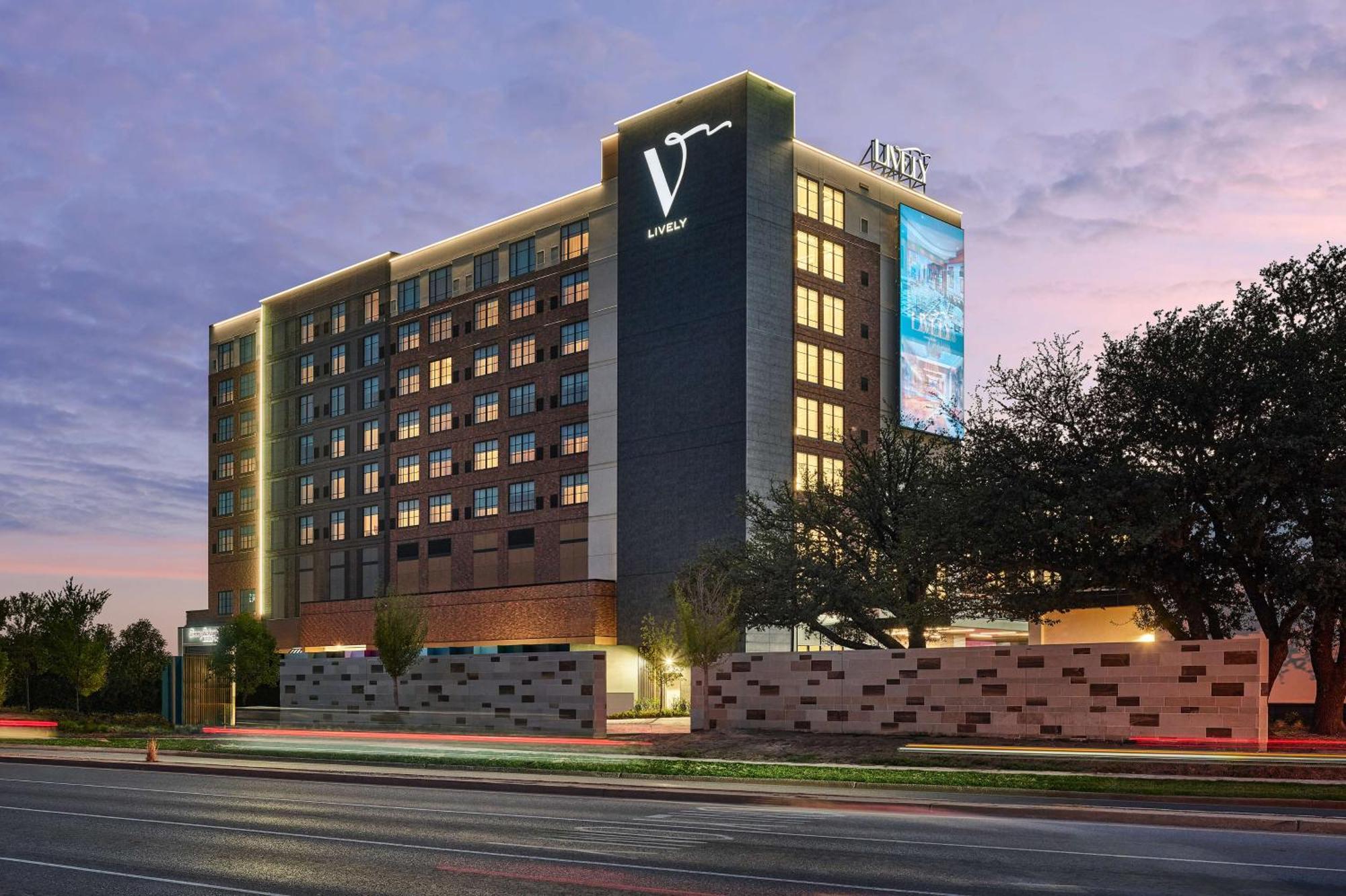 Lively Hotel On Oak Oklahoma City, Tapestry By Hilton Eksteriør bilde