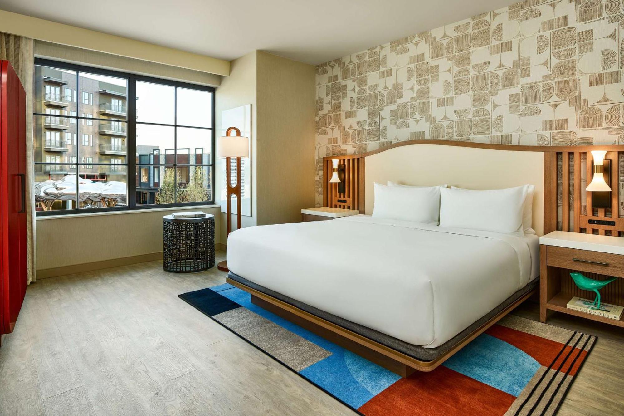 Lively Hotel On Oak Oklahoma City, Tapestry By Hilton Eksteriør bilde